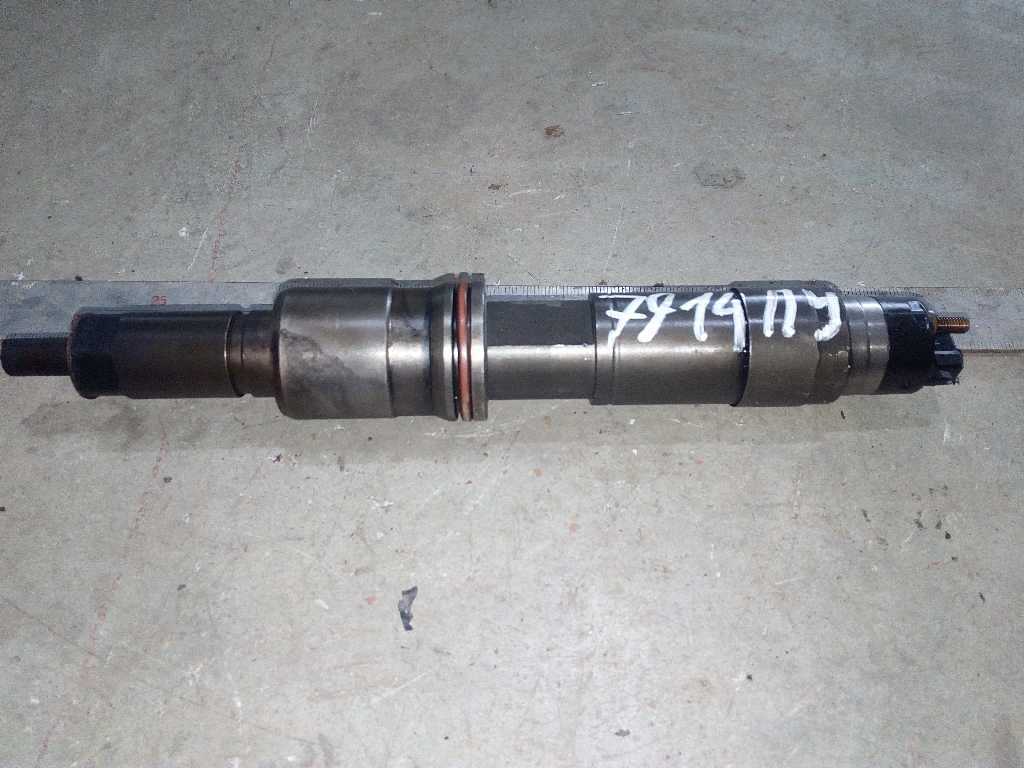 форсунка топливная DCI б/у - 1